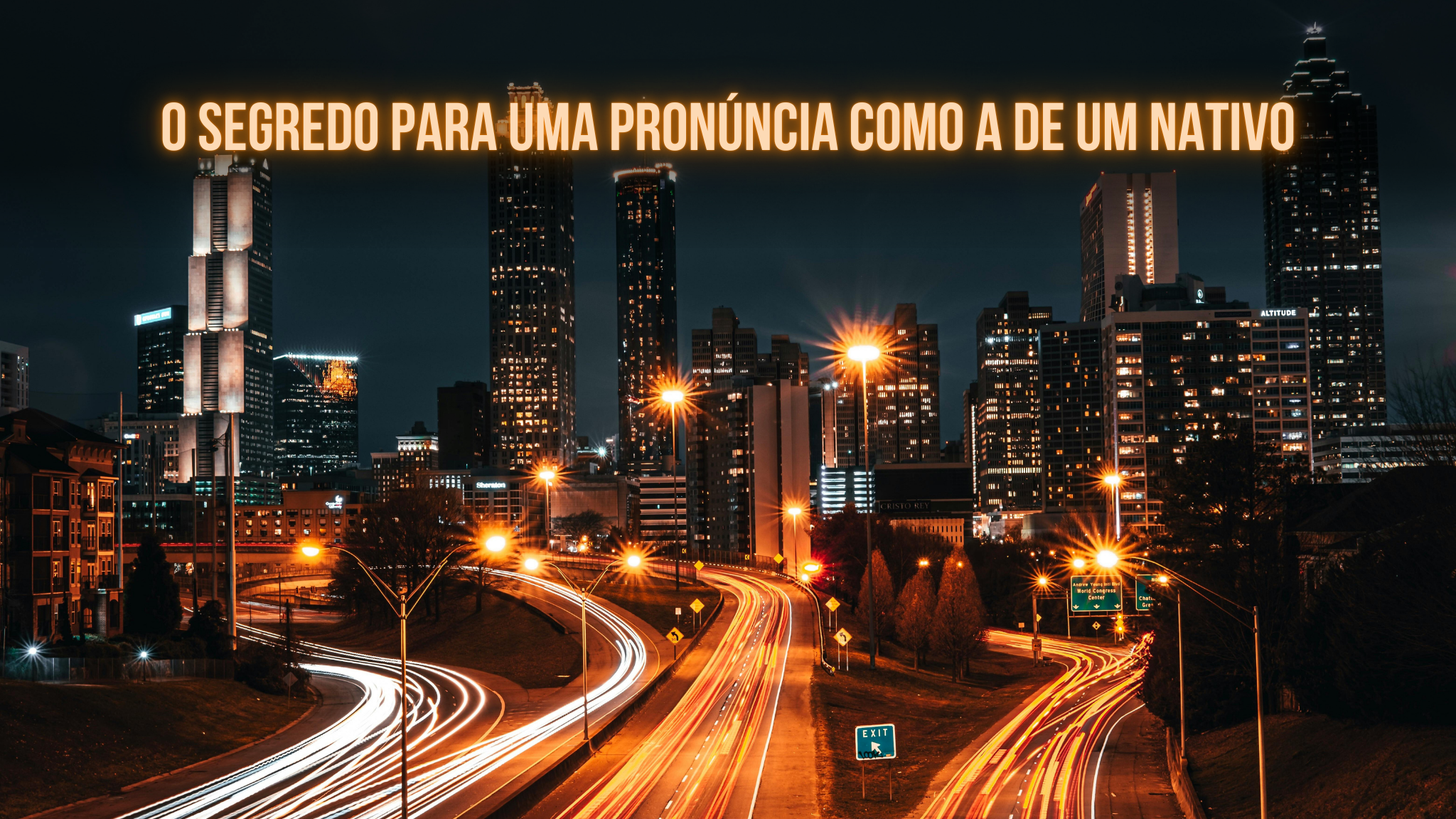 ritmo Foto da cidade iluminada à noite e o fluxo de carros criando um desenho de riscos luminosos nas ruas. Imagem usada para ilustrar o ritmo mencionado no texto comparando-o ao do trânsito.
